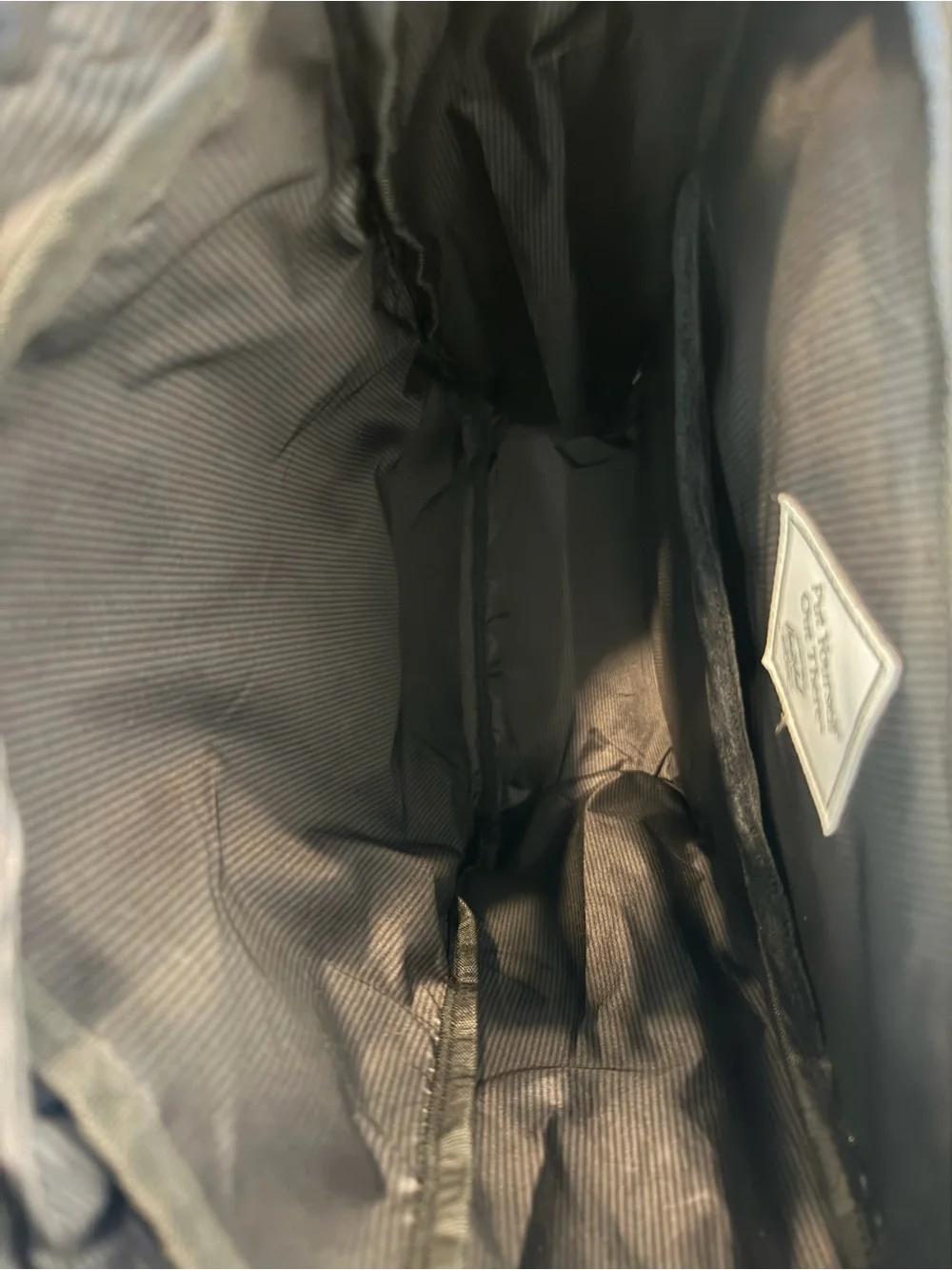 Herschel Supply Company use shoulder versatile